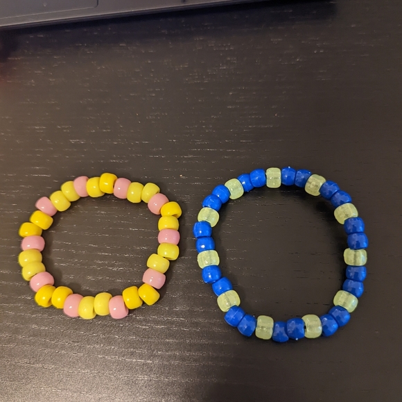 Bundle of 7 handmade bracelets - Picture 4 of 6